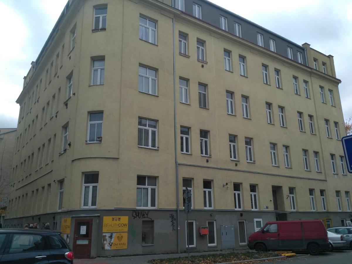 Apartment Stankova Brno Extérieur photo